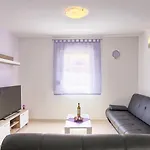 House Valnessa Σπίτι διακοπών *