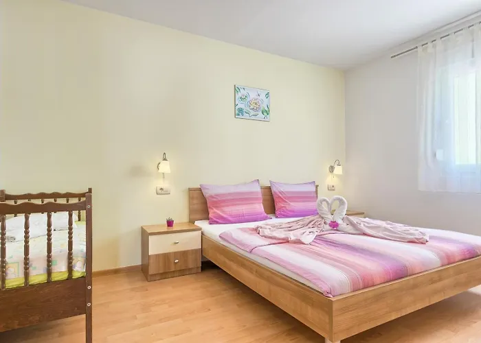 Vakantiehuis House Valnessa *